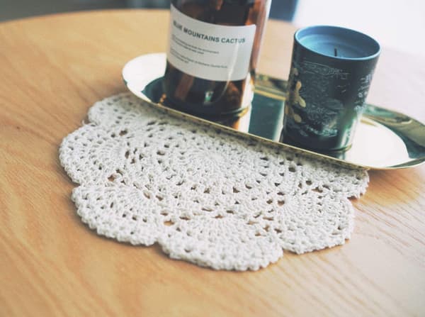 22cm spetsduk, virkad, rund spetsduk, handgjord beige
