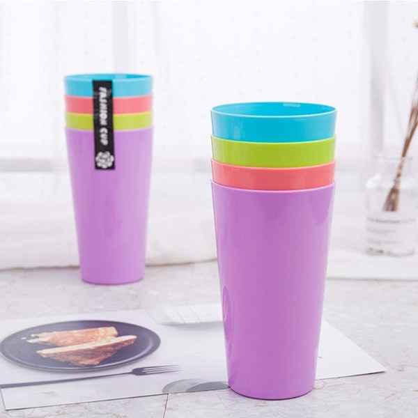 Muovimukit 12 kpl 500 ml / 17,5 oz Uudelleenkäytettävät mukit Retkeilymukit Juomamukit sisä- ja ulkojuhliin, retkeilyyn, 4 väriä