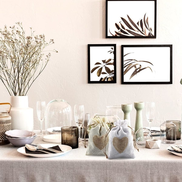 24 stk. Burlap-poser med snøre og hjertemønster, slikgavepose, jutepose dåbspose, bryllupslys til slikgaver gavepose