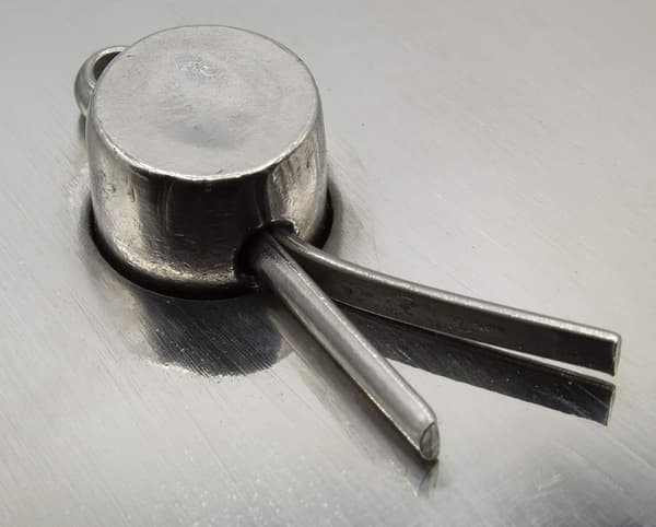 Säkerhetsnålar galvaniserade säkerhetsnålar 3,2 mm x 25 mm [10 stycken]