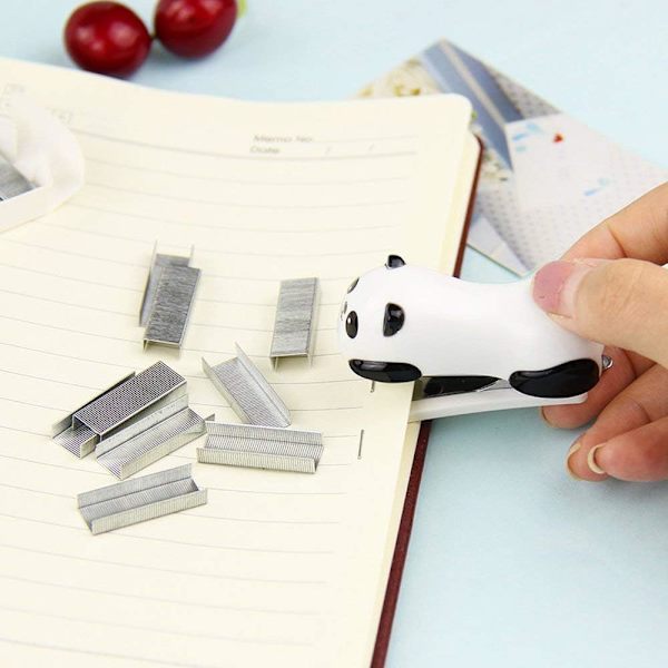 Bærbar Mini Søt Panda Skrivebords Heftemaskin Sett med 1000PCS No.10 Hefteklammer for Kontor Skole Hjemmebruk Black and white