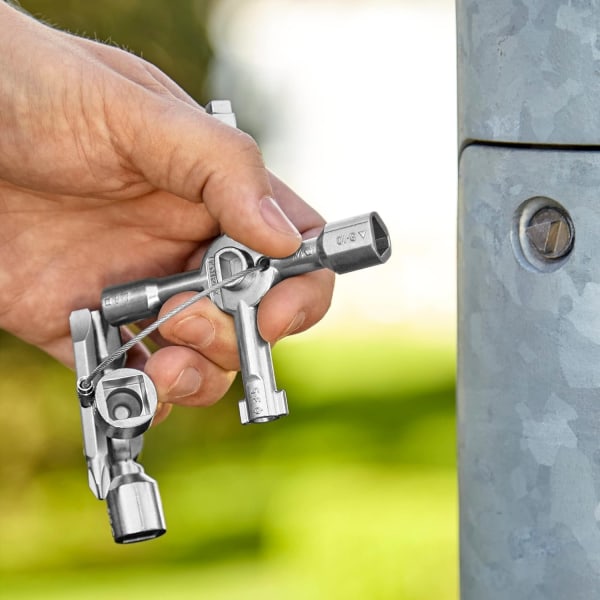 Universal nyckel för kontrollskåp för alla standardskåp och låssystem 92 mm 00 11 01, Silver