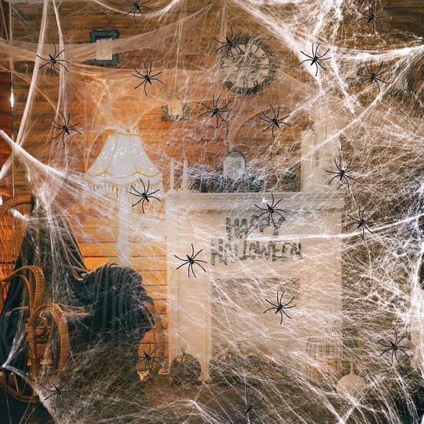 Halloween Spindelvæv 300g strækbart spindelvæv med 60 små sorte edderkopper til fester