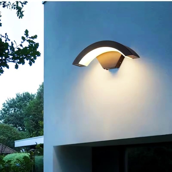 Udendørs Væglampe, 24W 3000K Varm Hvid LED Udendørs Væglampe, IP65 Vandtæt [E-Klasse Energieffektivitet]