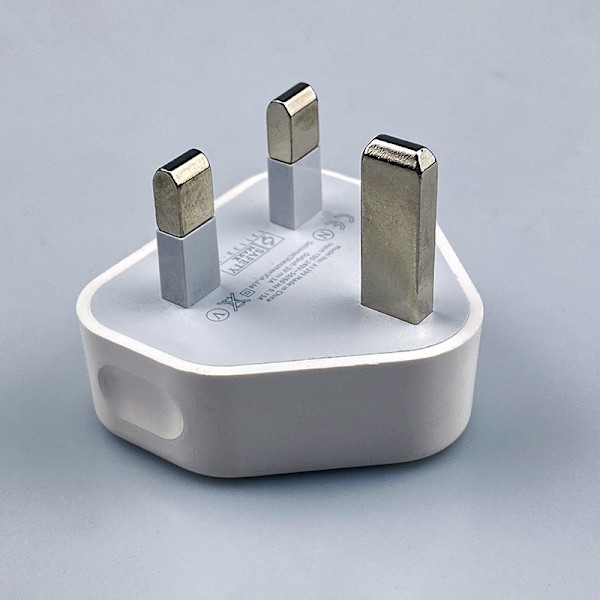 1 stk. 5v1a Mobiltelefonlader Hong Kong Britisk Standard Plugg