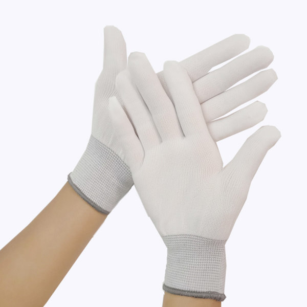 Nylon-handskar för frihands-maskinquiltning