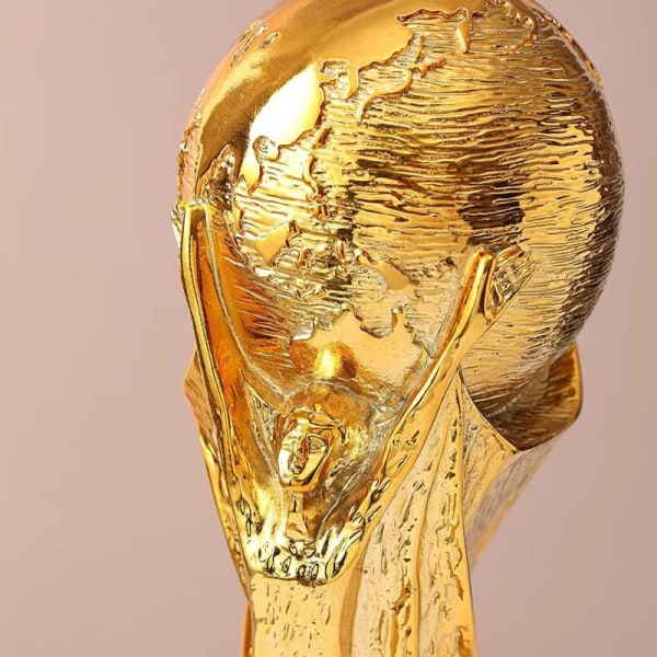 2022 års VM-replikat i displayfodral, hartskulptur,