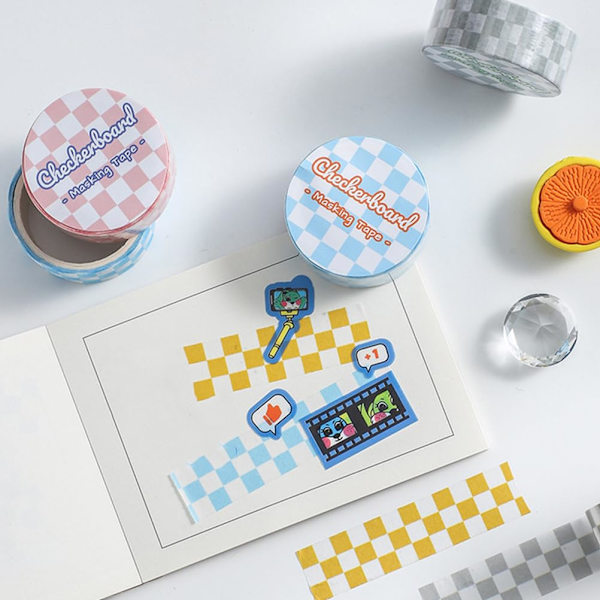 6 rullar självhäftande hoppreptejp med färgad schackrutig design