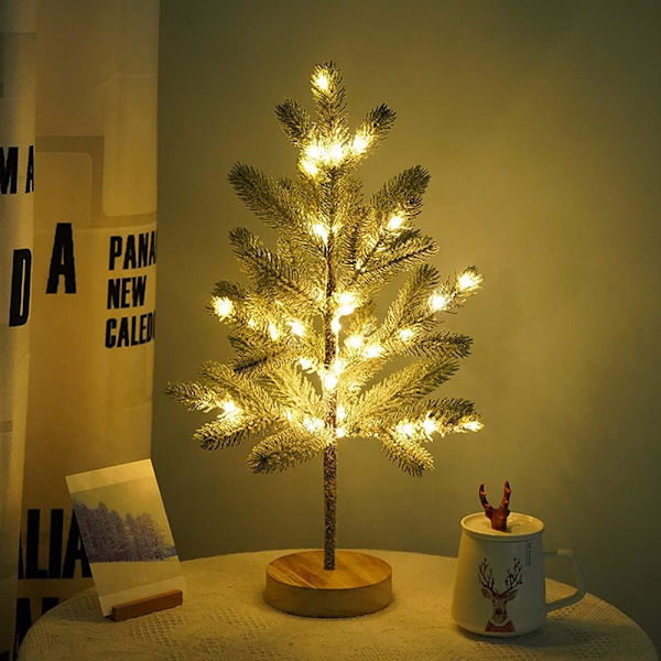 1 stjärnformad julgran med 50 LED-lampor, 55 cm hög