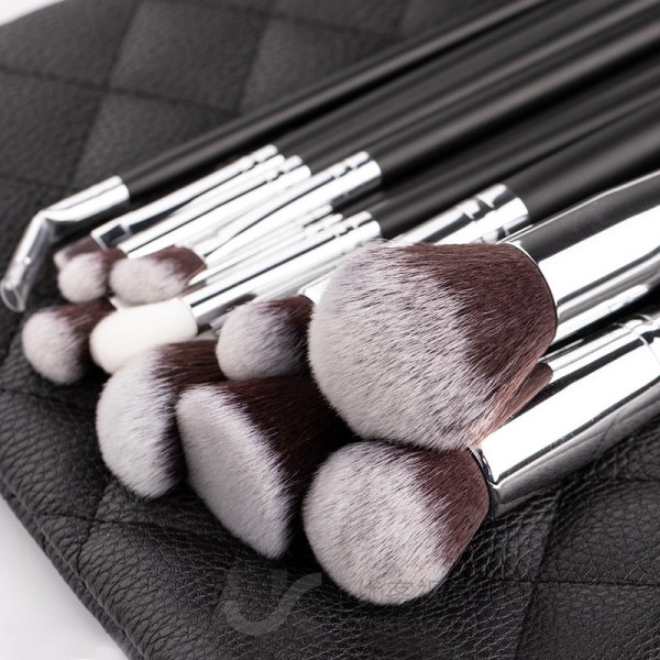 Resesminkborstar set 15 st Makeupborsteset med påse Kabuki Foundation Blending Blush Eyeliner