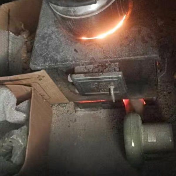 Tehokas BBQ-tuuletin hiiligrillien sytytykseen, savustusuunin tuuletin, rauta sähkötuuletin AC100-240V 2900RPM säädettävä 0.82 0.82 80W