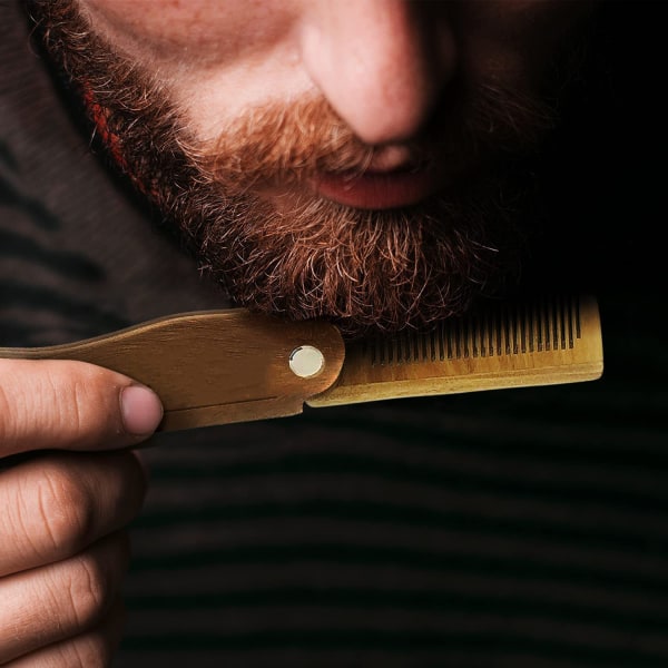 Vikbar skäggkam för män - Skäggkam i helt naturligt trä