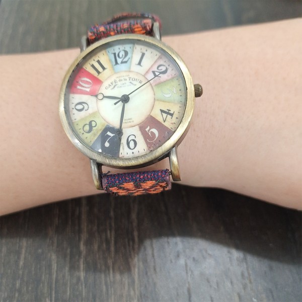Regnbågssmycken PU-lädervävd watch för tjej damer Purple