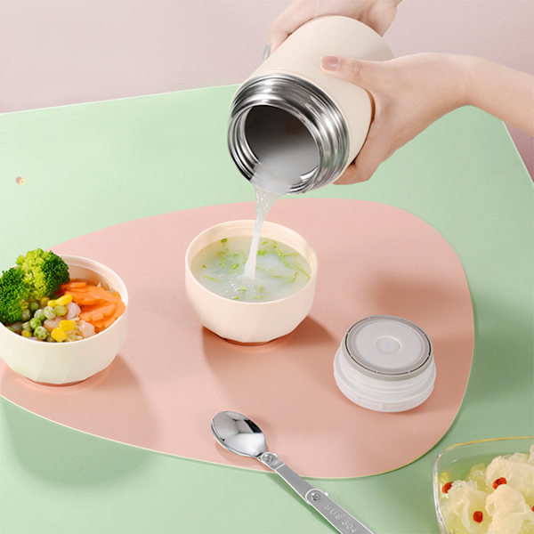 Lämpöastia, 850 ml lämmitysastia kokoontaitettavalla lusikalla ja kahvalla, ruostumattomasta teräksestä valmistettu ruoka-astia, ruokailuastia, lämpölounasrasia, bento-rasia