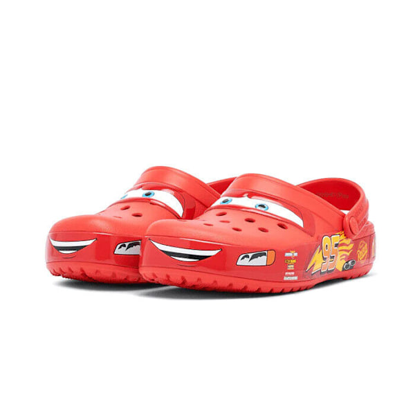 Crocs Lightning McQueen - Lightning McQueens hus utomhus med tofflor/ 38