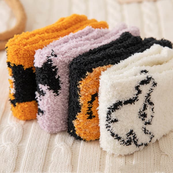 4 par Halloween-fluffy sokker - gresskar, flaggermus, spøkelse tegneseriesokker for vinterferiefester-FA-