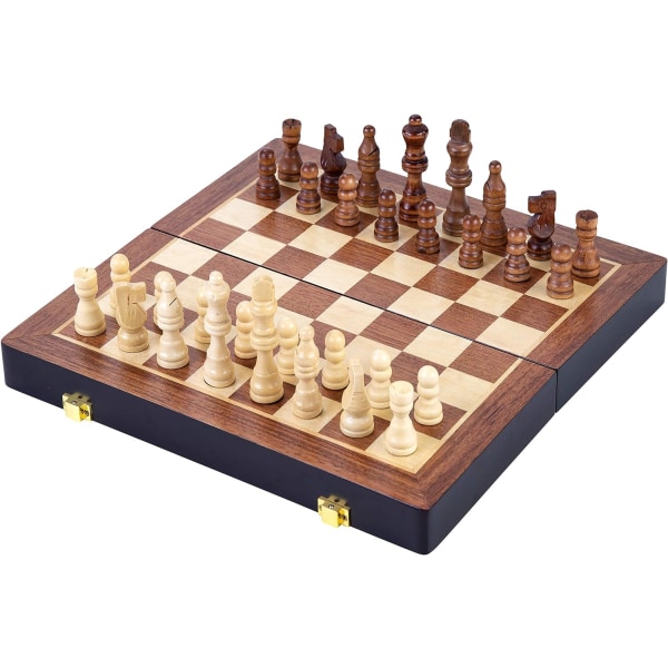 schackspel av askträ – 32 stycken