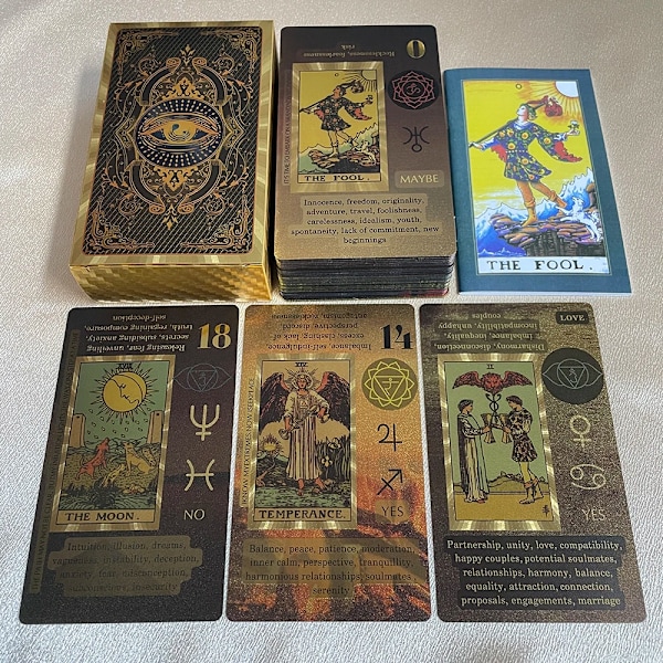 Golden Tarot 12x7cm Engelsk Deck Klassisk for nybegynnere med fargepapir Guidebok Høy kvalitet Læringskort Runer Divinasjon A199