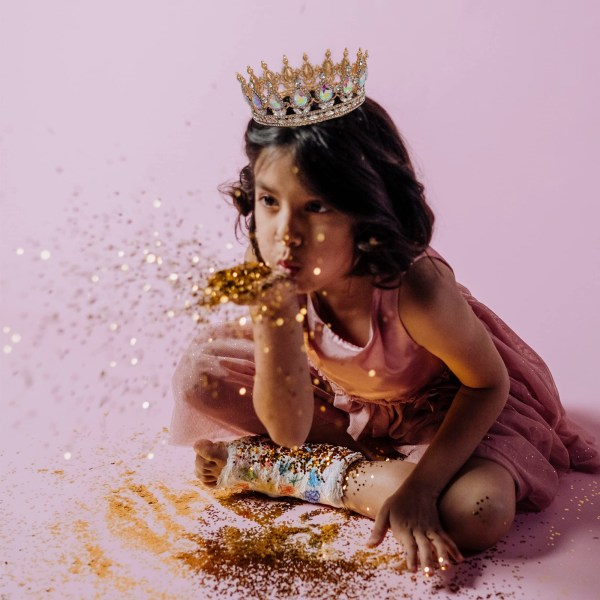Barnekroner og tiaraer for små jenter - gave til barnedagen