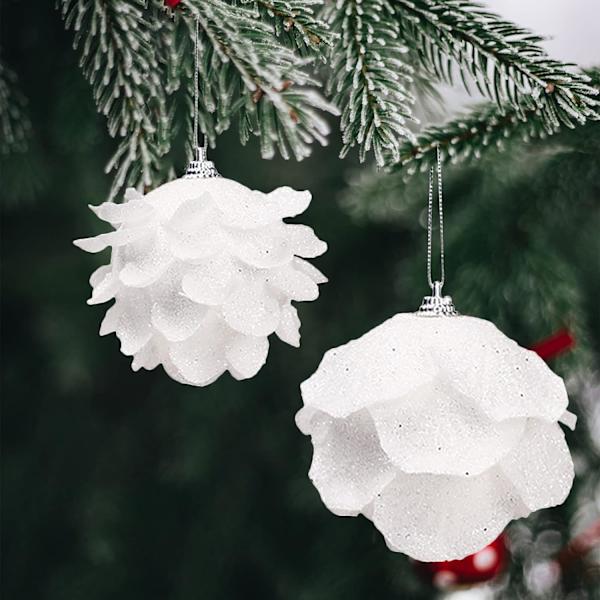 Set med 6 hvite julekuler i skum til å henge på juletreet - Lefou Sunmostar