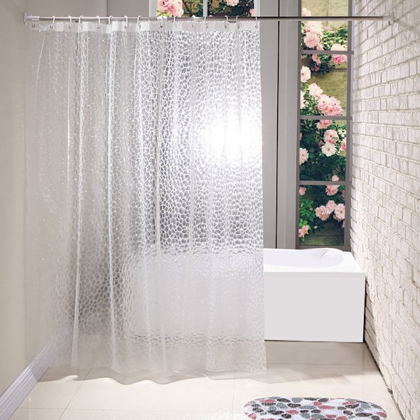 Transparent duschdraperi med viktmagnet i botten