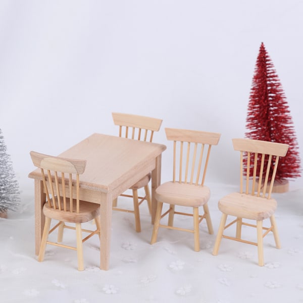 1 sett spisebord og stoler modell 1:12 dukkehus mini tremøbler