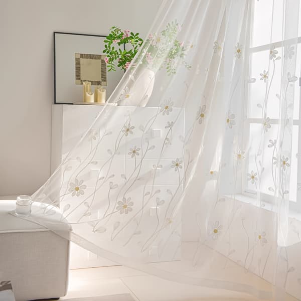 Vit blommig broderad skir voile-gardinpanel 2-pack 200x260cm White