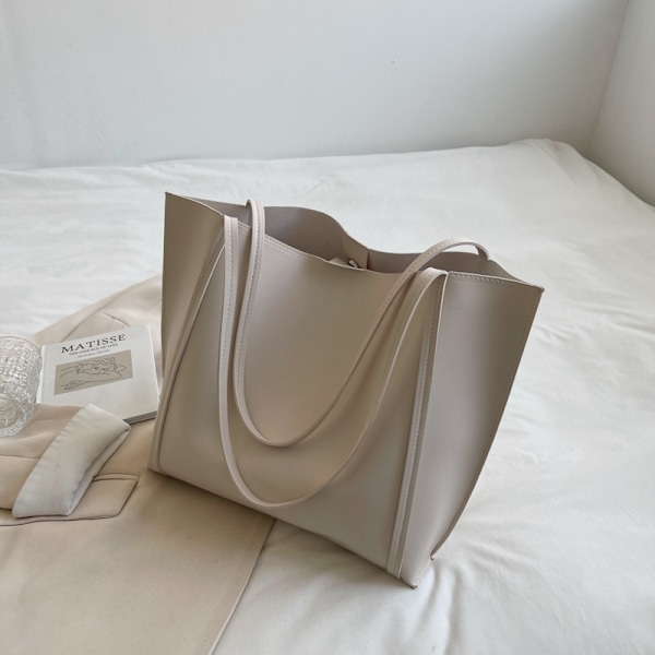 Stor Kapacitet Retro Taske Kvinder 2023 Ny Style Taske Skuldertaske Fashionable Store Taske Høj Grad Fast Farve Totalt E Tasken Brown