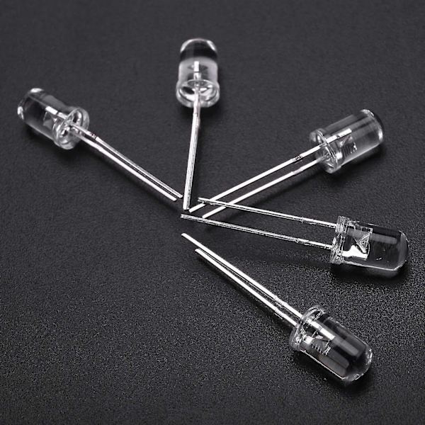 100 stk. 5mm Varmhvide LED-diodepærer DC 3V 20mA Glødepærer Elektroniske komponenter Lysemitterende dioder --(WR)
