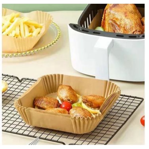 Firkantet Air Fryer-papir i 100-pak - 20 x 20 cm brown