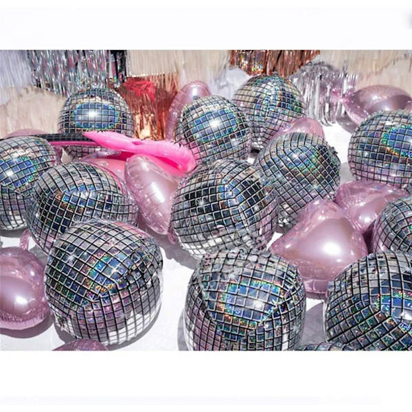 Musta ja hopea ilmapallokaari, 139 kappaletta 4D disco