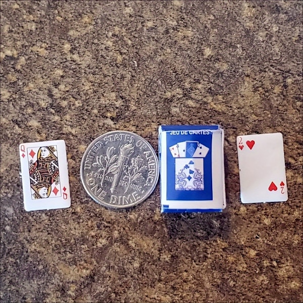 Super Mini Små Spelkort, Finger Nagelskydd Storlek Parodi Söta Roliga Fickspelkort