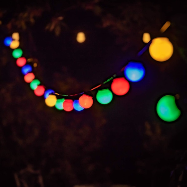 2 m flerfärgade LED-slingor med 20 bollar