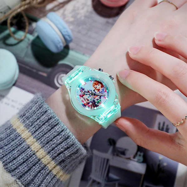 Blinkende Ur til Piger med Frozen-Motiv, Kvartsur med LED-Lys #2