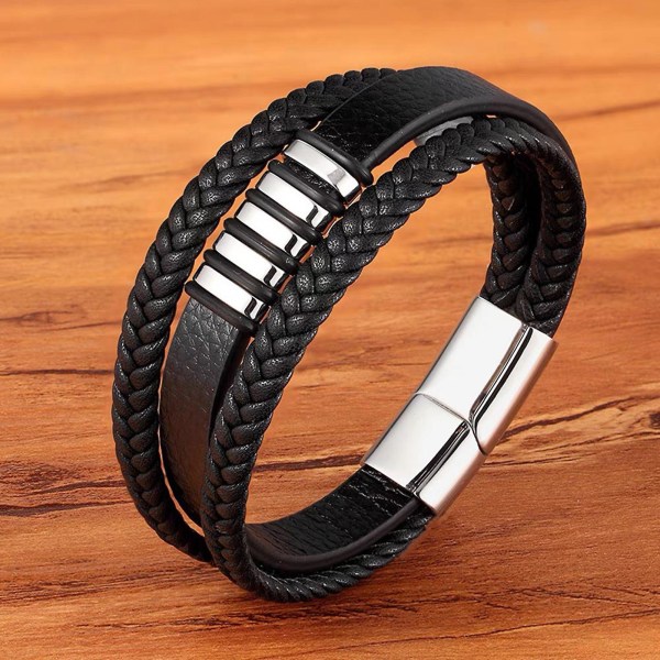 Handgjort flätat armband i läder - Perfekt passform