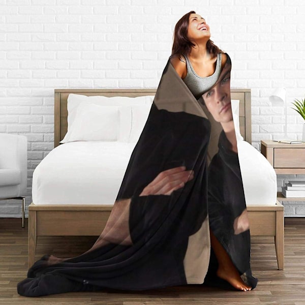 Ian Somerhalder Baggrund The Vampire Diaries Tumblr. Filt til sofa, sofa eller seng, sofastørrelse, blød fuzzy plysstoffilt, luksuriøs flanelfilt 80x60in 200x150cm