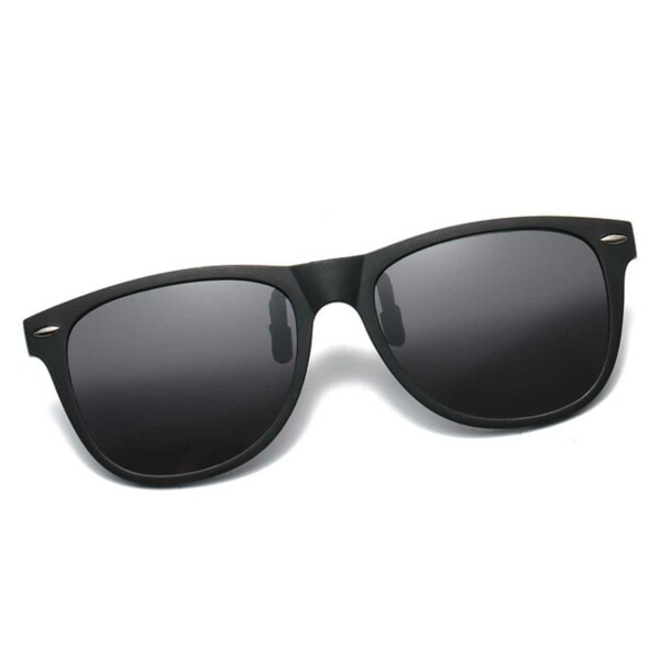 Clip-on Wayfarer Solbriller Sort - Fastgør til eksisterende Briller sort black