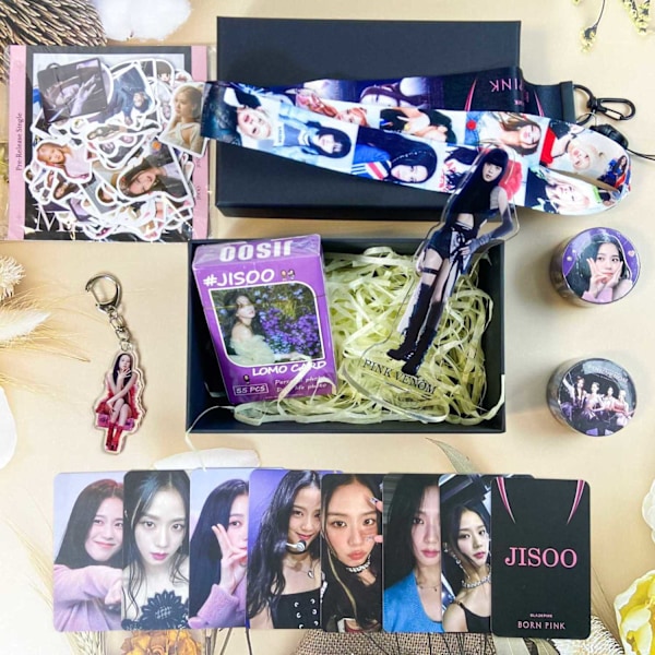 Svartrosa gaveeske Jisoo Rose personlig perifer kort klistremerke Liten kort drakt Nøkkelring Jisoo Gift Box