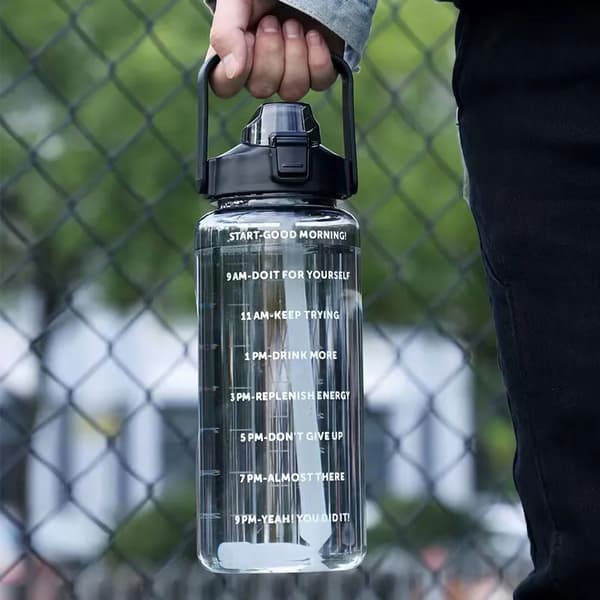 2 liters motivationsflaske med skema og tidsmarkør - Sort-FA-