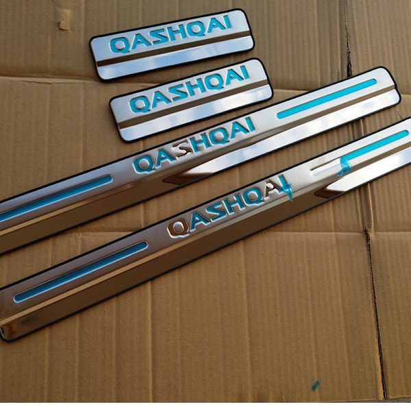Bilsticker för Nissan Qashqai J11, dörrtröskel, tröskelplåtsskydd, rostfritt stålpedal, stilklädsel, tillbehör Argent