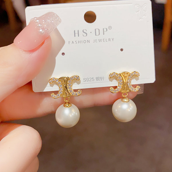 Fashion øreringe smykker perle detalje CC øreringe