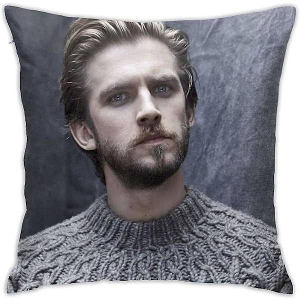 Faroutx Dan Stevens Kuddfodral Dubbelsidigt tryck Kuddfodral Dorm Inredning för Vardagsrum Sovrum 45x45cm(18x18 tum)