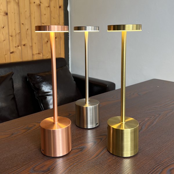 Sladdlös bordslampa, dimbar, vattentät, metall, USB-laddningsbar - 1 st - WELLNGS Red