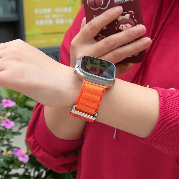 Alpine Loop Nylon Rem til Apple Watch 49mm 42mm 44mm 45mm 41mm 40mm 38mm Rem til iWatch Series Ultra 2/SE/9/8/7/6/5/4/3 Orange Ultra 2 1 49mm Orange