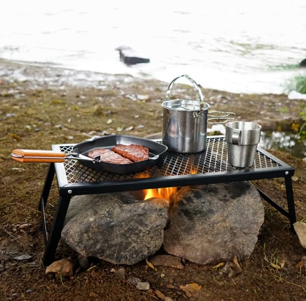 Fällbart bord för utomhuspicknick, camping och grill, järnnätbord -X76-