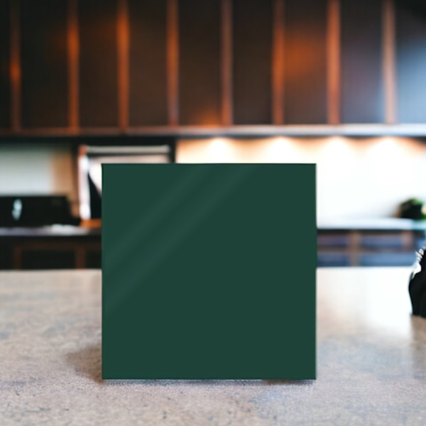 Kakeldekor 12-pak Mørkegrøn, blank, 150x150 mm