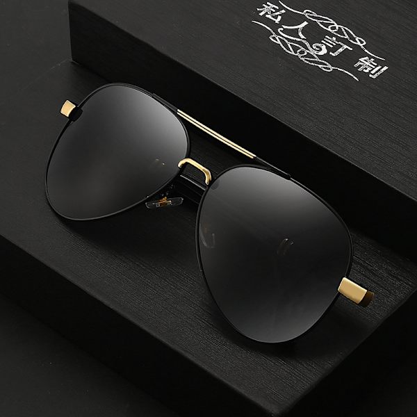 Polariserede solbriller til mænd og kvinder - UV-beskyttelse - Klassiske Aviator solbriller til kørsel Red frame golden beam black and gray