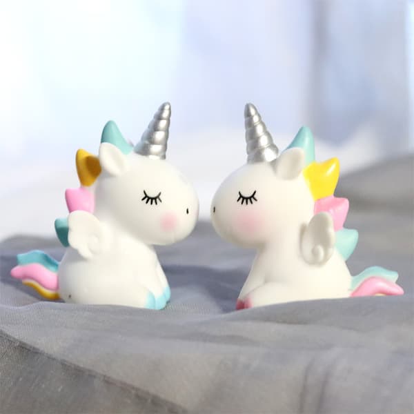 3D enhörningsdocka cupcake topper (2 st 5,5*8,5 cm), cupcake toppers-FA-