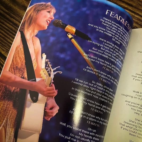 Taylor Swift THE ERAS TOUR Kobberplade tekstbog, tekstmagasin Plakat-FA-