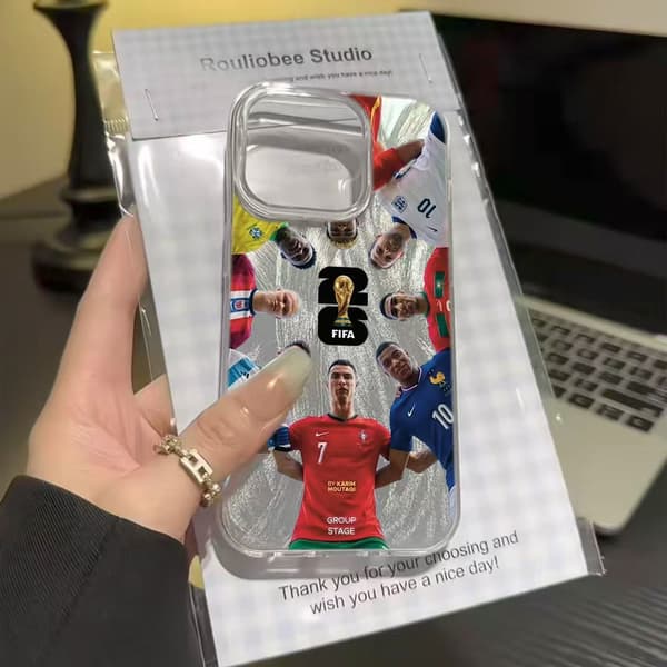 Fodboldlegender fra VM iPhone-etui Fodboldstjernekollage Beskyttende telefonetui*iPhone 16 Plus*-FA- iPhone 16 Plus